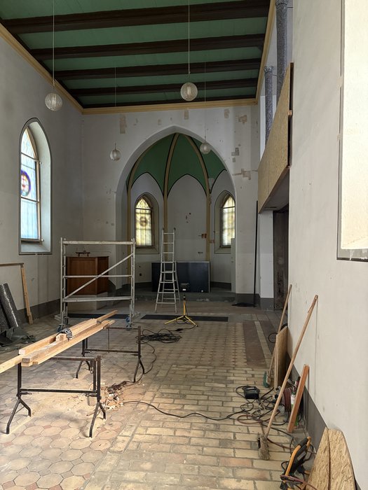 Blick ins Kirchenschiff