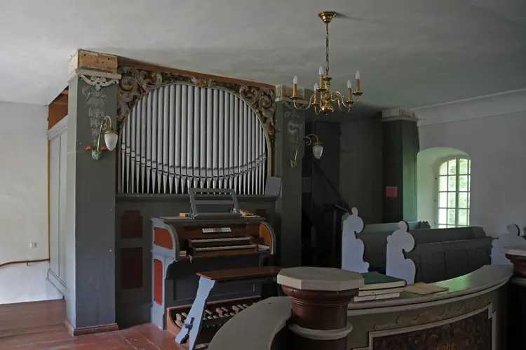 Die Kirche Dahlwitz hat die jüngste Orgel aus dem Jahr 1907, ebenfalls von den Gebrüder Dinse.