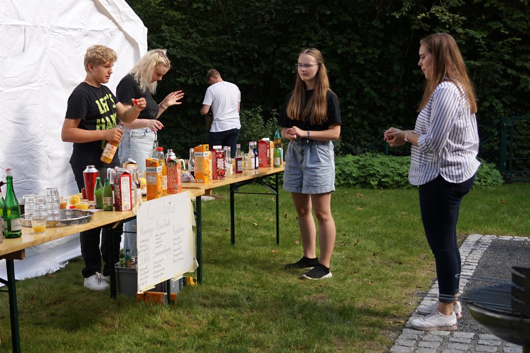 Mixgetränke von der Jungen Gemeinde