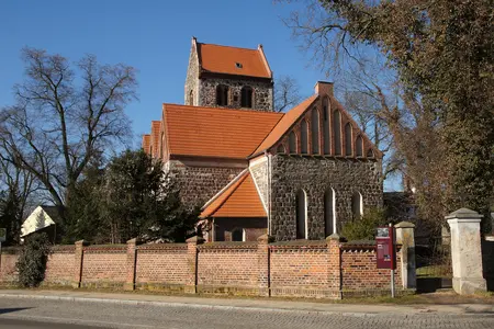 Kirche Neuenhagen-Nord in der Carl-Schmäcke-Straße 32