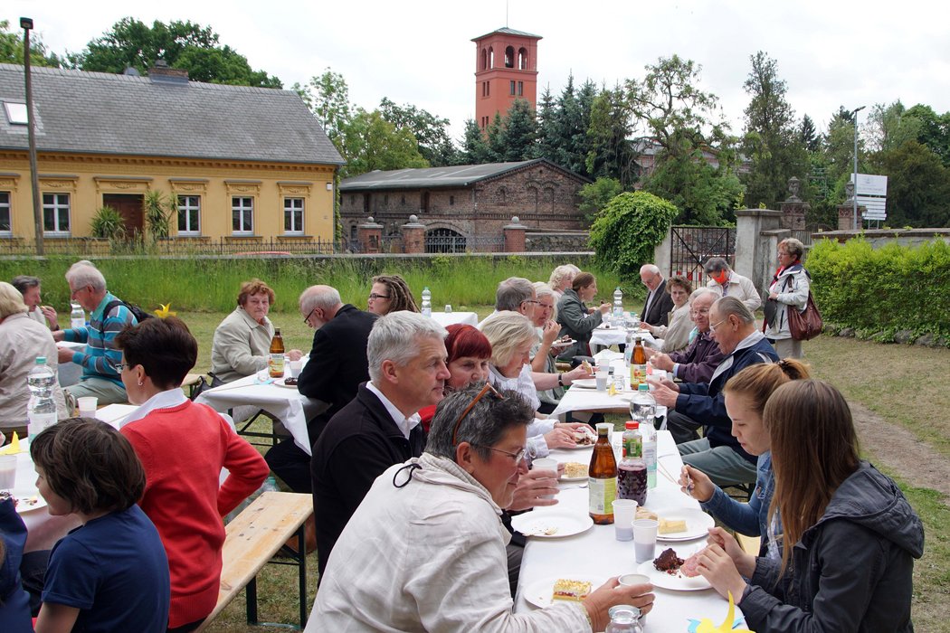 Gemütliches Beisammensein nach dem Gottesdienst