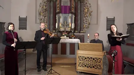 Bild: Kirchengemeinde -  Nuria Sanroma (Zink, Flöte), Andreas Pfaff (Barockvioline) Kantor Martin Schubert (Orgel) und Juliane Schubert (Gesang)