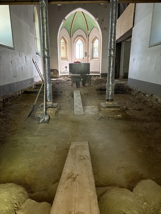 13. Mai - Blick ins Kirchenschiff